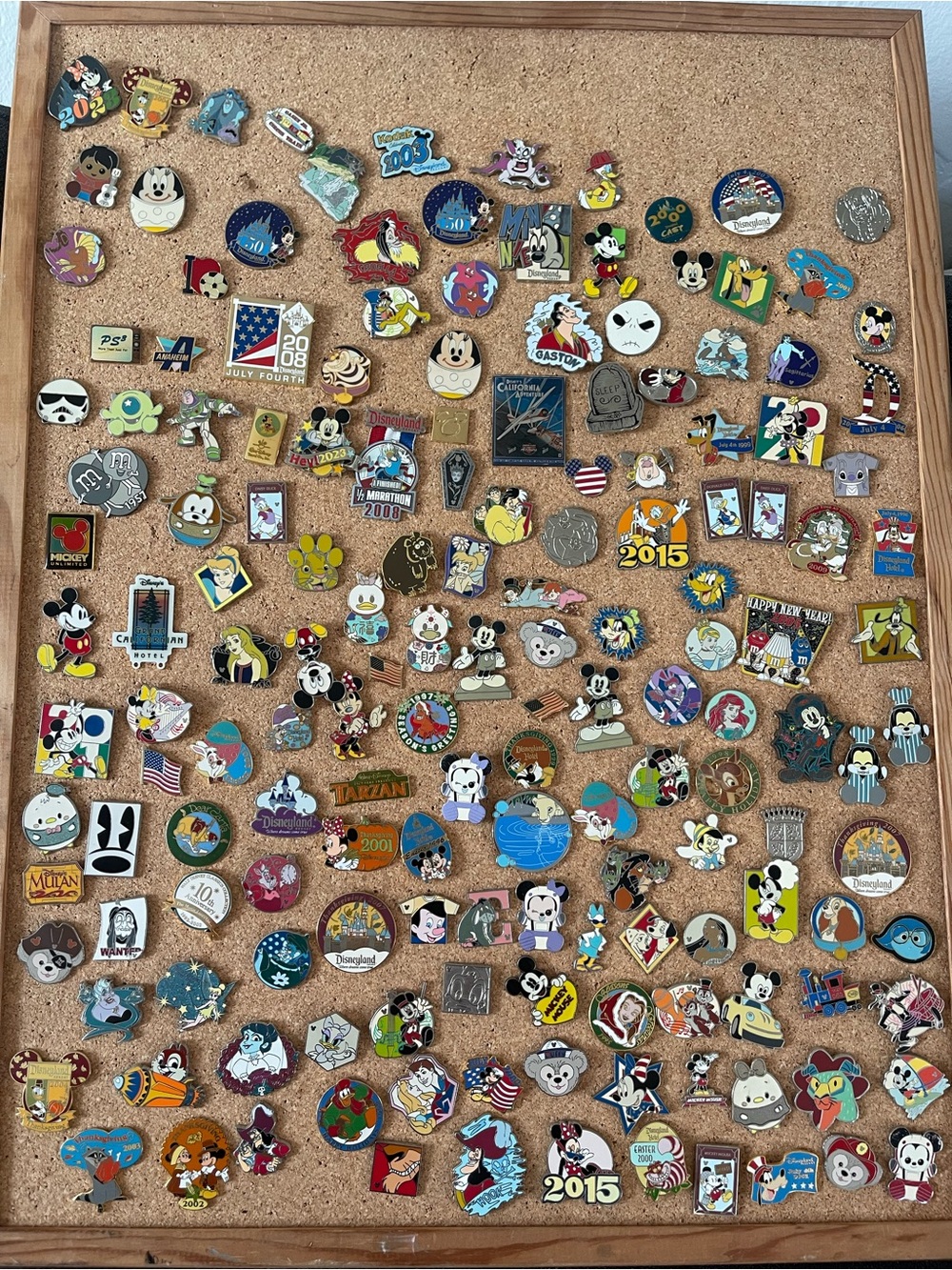 Disney pins